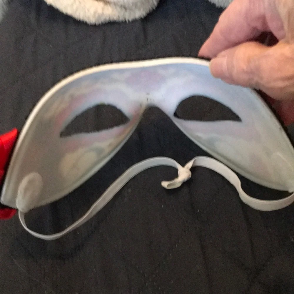 🌸Day of the Dead Sugar Skull Eye Mask - Red and Black